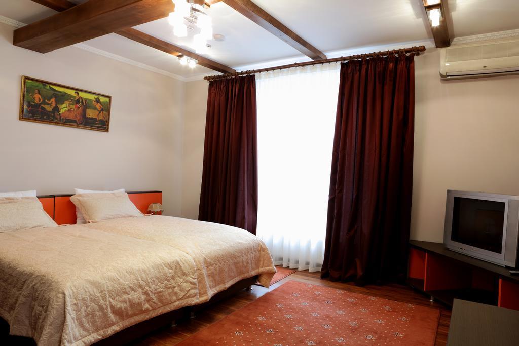 Hotel Bachus Kisinyov Szoba fotó