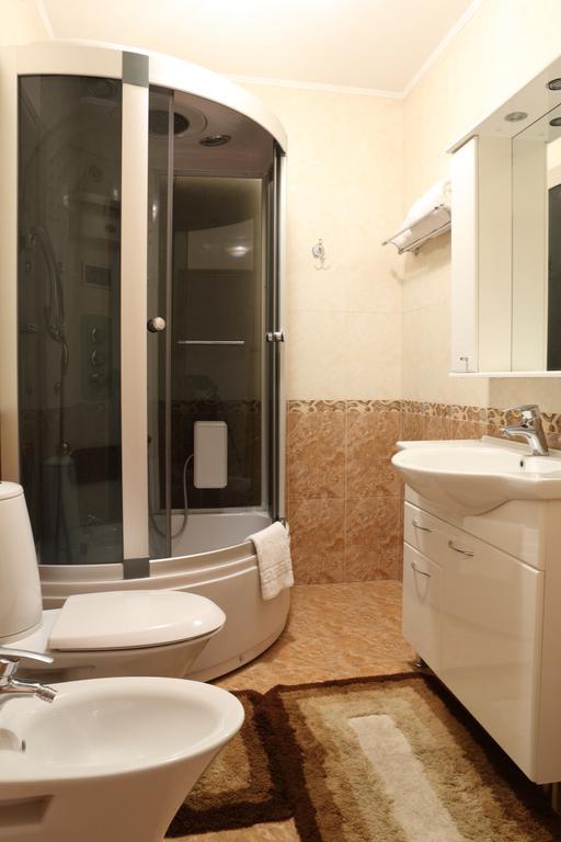 Hotel Bachus Kisinyov Szoba fotó