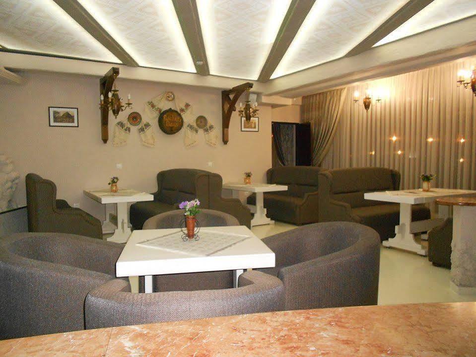 Hotel Bachus Kisinyov Kültér fotó
